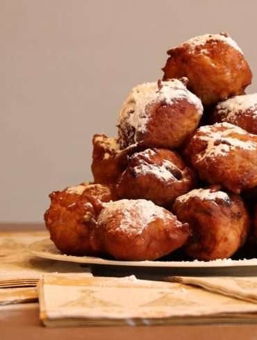 deep fried doughnut balls g200fe11b3 1920