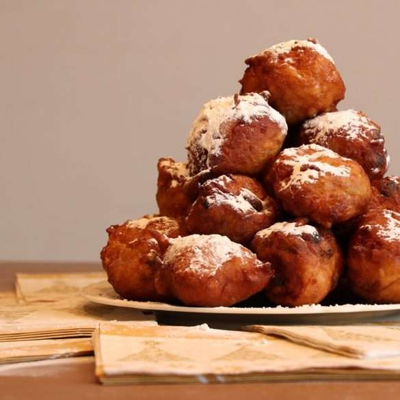 deep fried doughnut balls g200fe11b3 1920