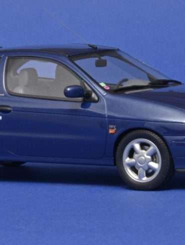 118 OttOmobile Renault Megane Coupe 2.0 16V 1995