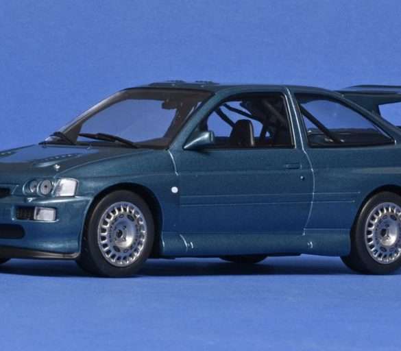 124 WhiteBox Ford Escort RS Cosworth 1993