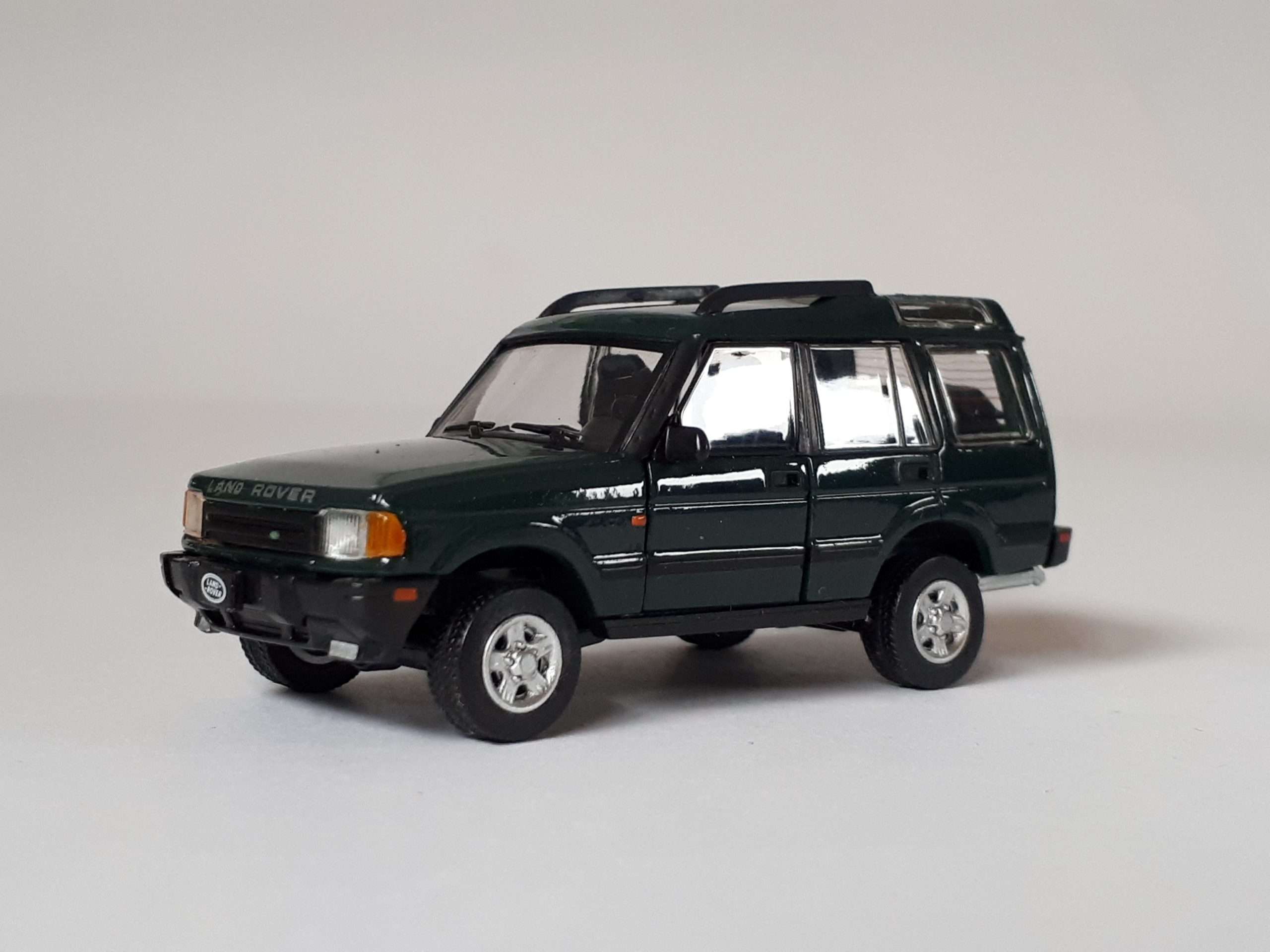 164 BM Creations Land Rover Discovery 1