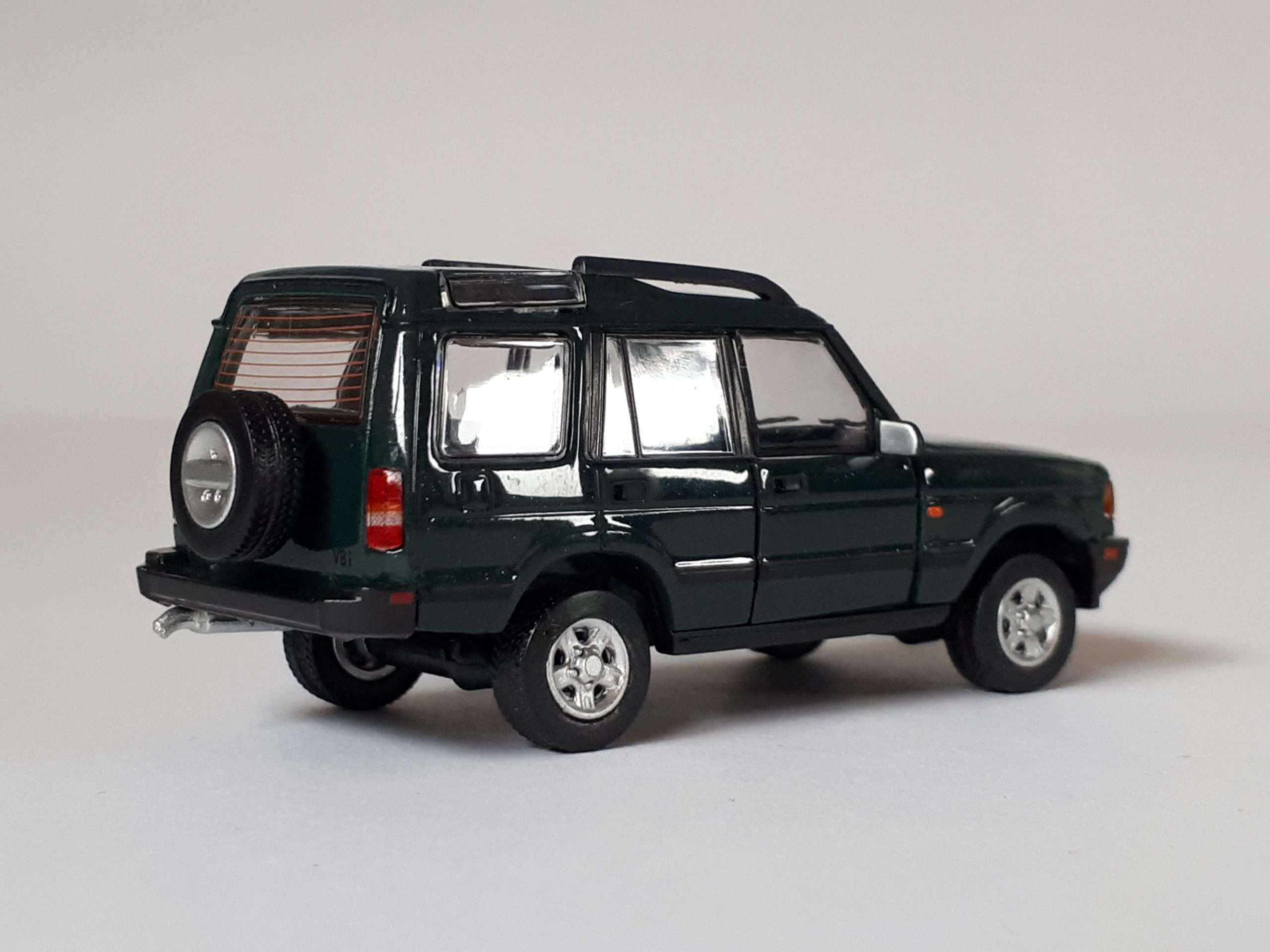 164 BM Creations Land Rover Discovery 2