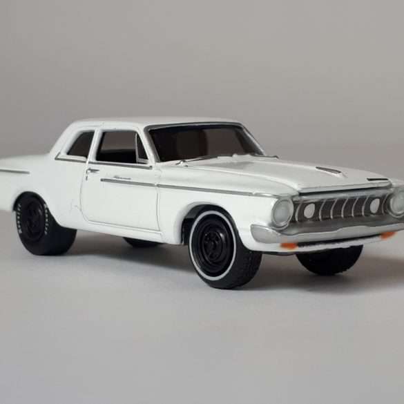 164 Johnny Lightning Plymouth Savoy 1