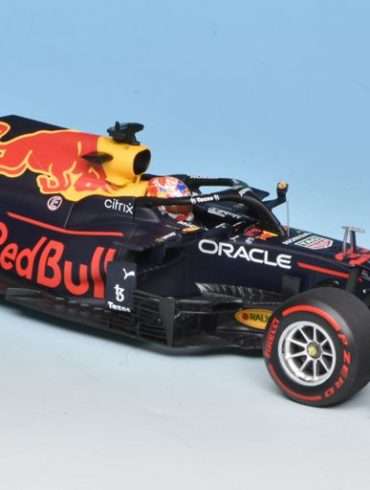 18minic REdBull Racing AM Honda RB16B Zandvoort 2021 1