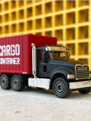 3 inch 3 inch Majorette Mack Granite