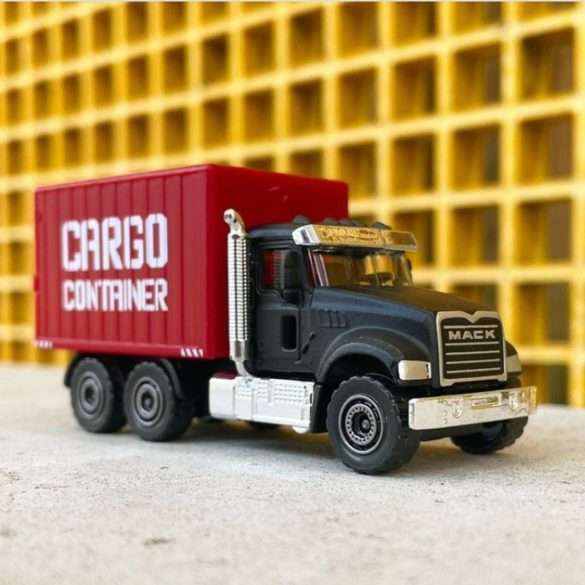 3 inch 3 inch Majorette Mack Granite