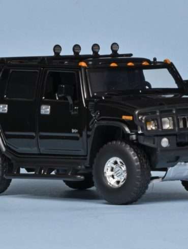 32TAyumo Hummer H2 1