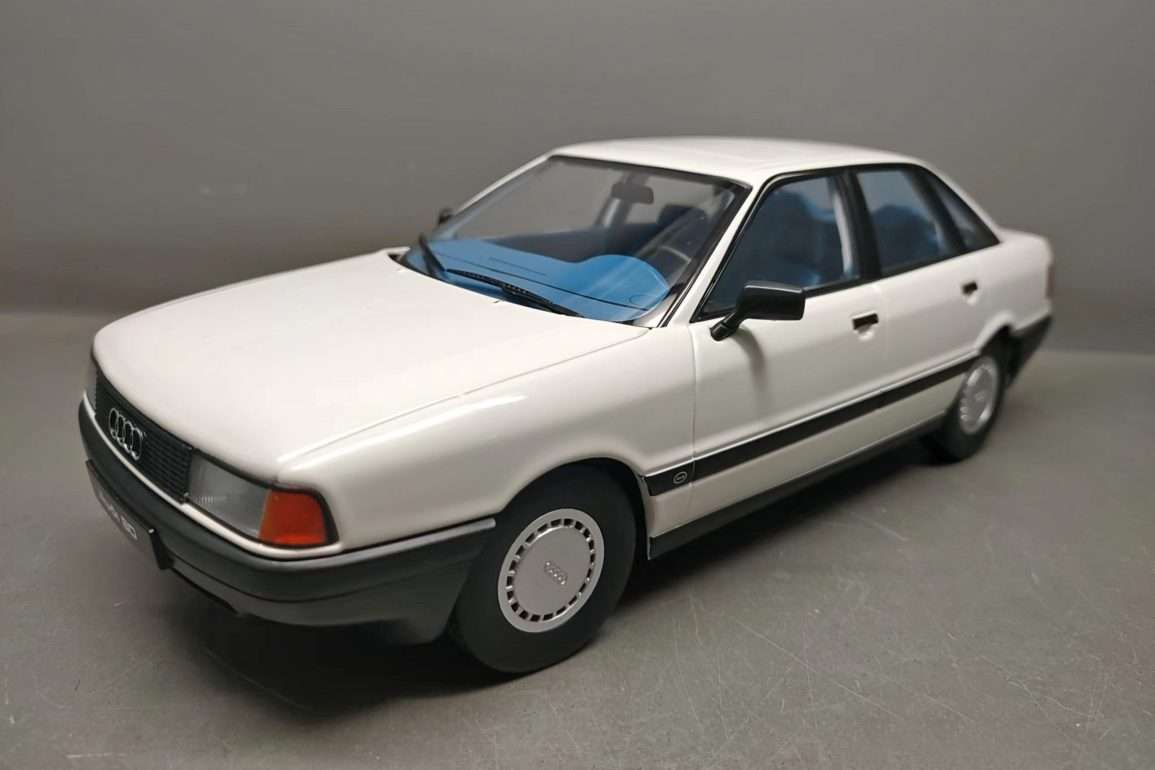 18Triple9 Audi 80