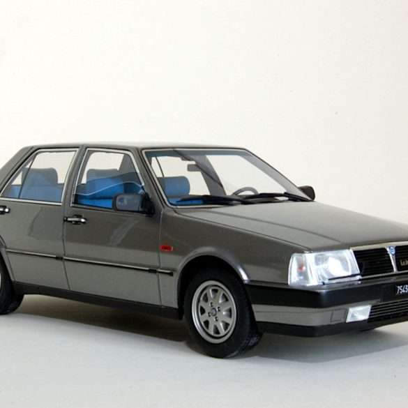 118 Laudo Racing Lancia Thema 2.0 i.e. Turbo