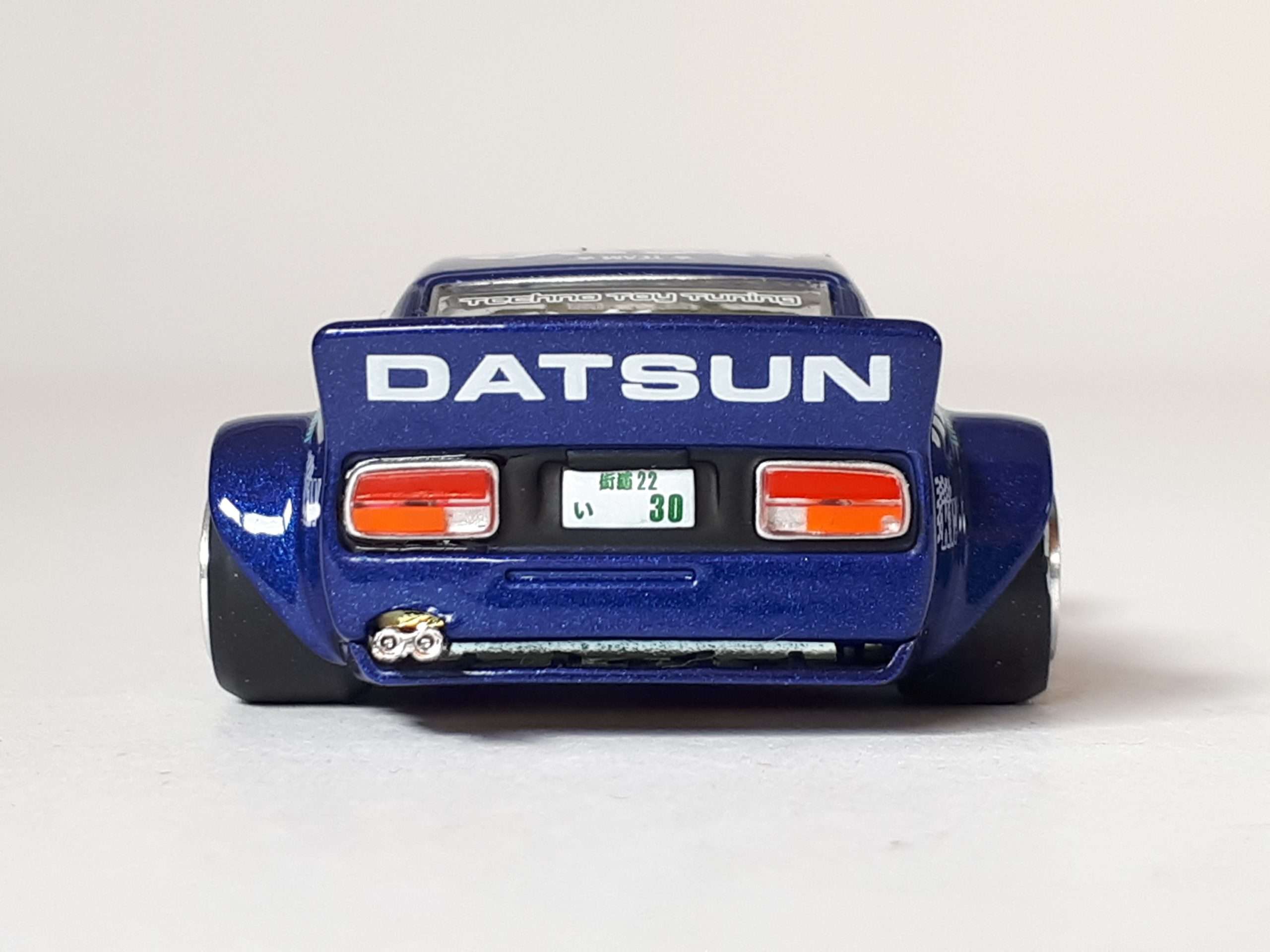 164 Mini GT Datsun Fairlady Z 2