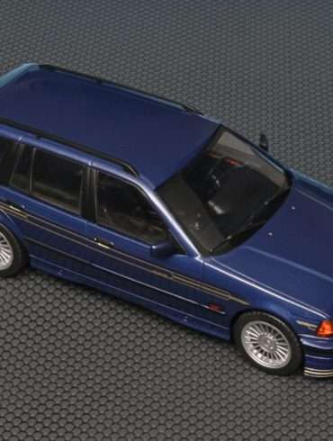 18MCG BMW Alpina B3 3.2 Touring 1995 3