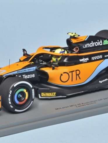 18spark McLaren MCL36 2022 Norris 1