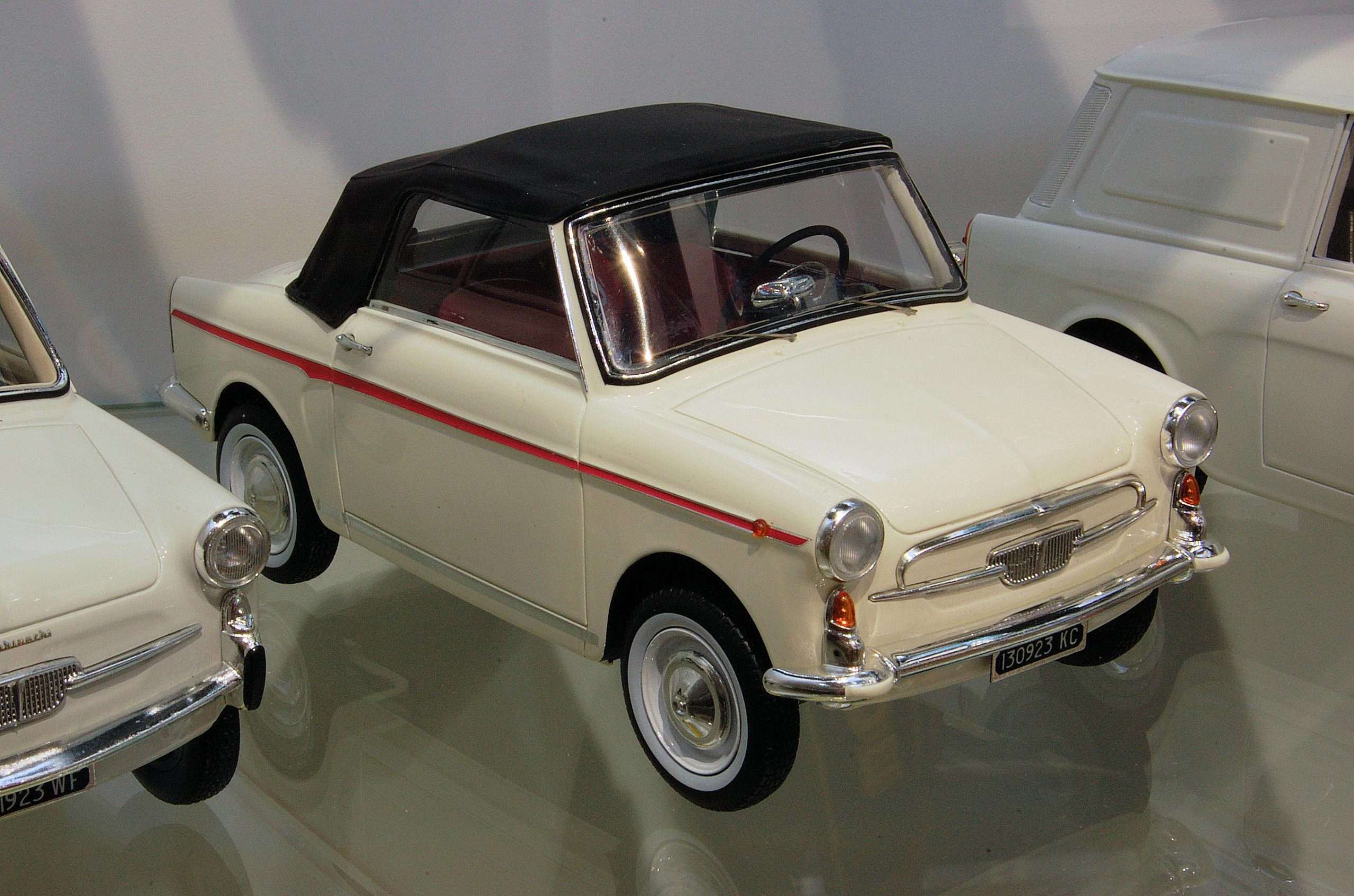 NBG.Schuco 18.Autobianchi Bianchina Cabrio