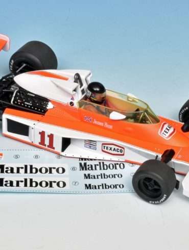 118 MCG McLaren Ford M23 1976 Hunt