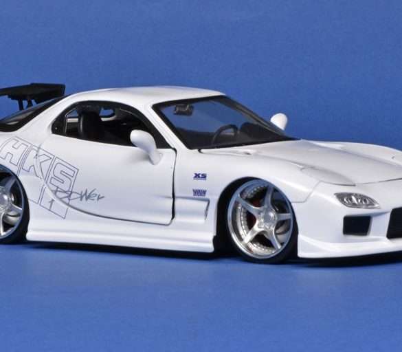 124 Jada Mazda RX 7 1993 FF