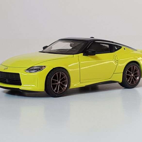 164 Mini GT Nissan Z Proto 1