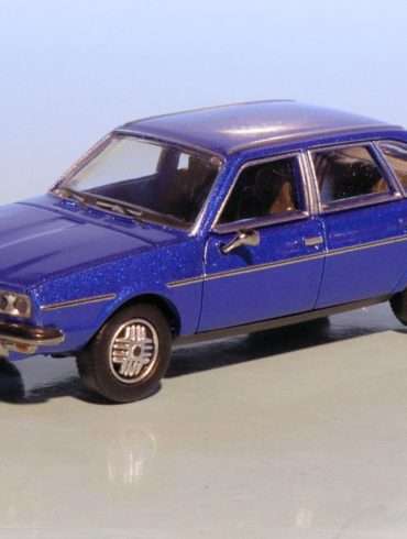 187 PCX87 Renault R30 1