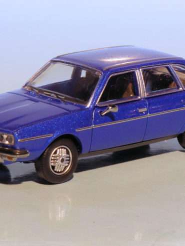 187 PCX87 Renault R30