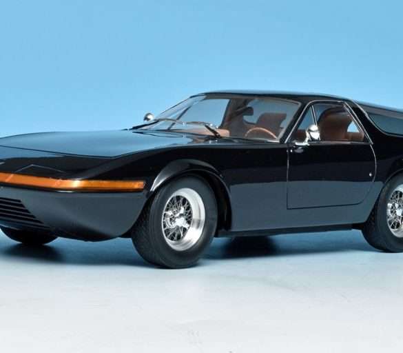 18matrix Ferrari 365 GTB 4 shooting Break 1975 1