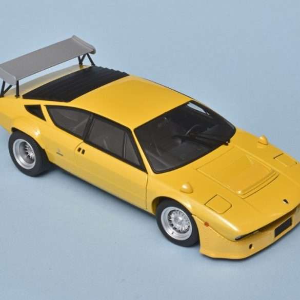 112 Kyosho Lamborghini Urraco Rally 1974 hoog