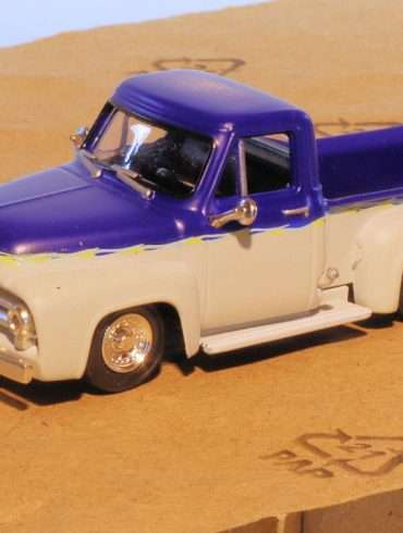 187 Athearn Ford F 100 pickup