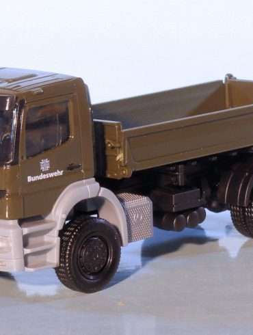 187 Herpa Mercedes Benz Axor Bundeswehr