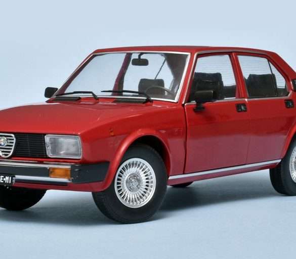 18mitica Alfa Romeo Alfetta 2000L 1978 1