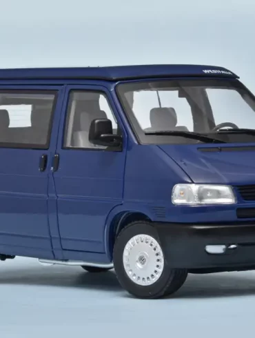 118 Schuco Volkswagen T4b Westfalia California