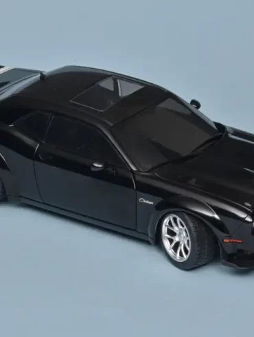 118 Solido Dodge Challenger SRT Hellcat widebody (2020) hoog