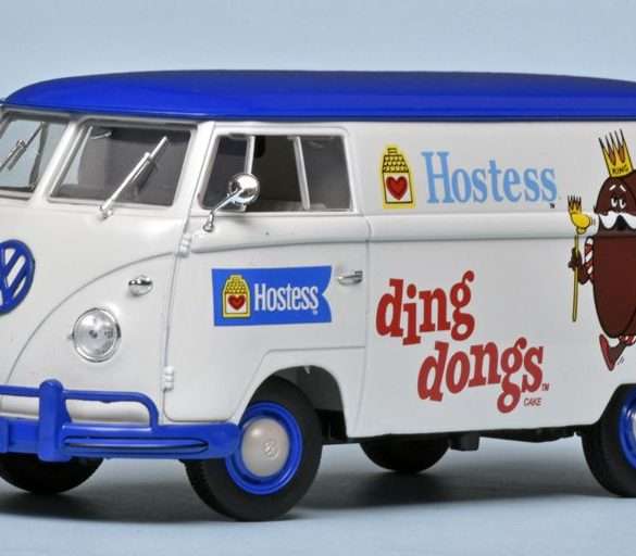 124 M2 Volkswagen T1 (1960) Hostess