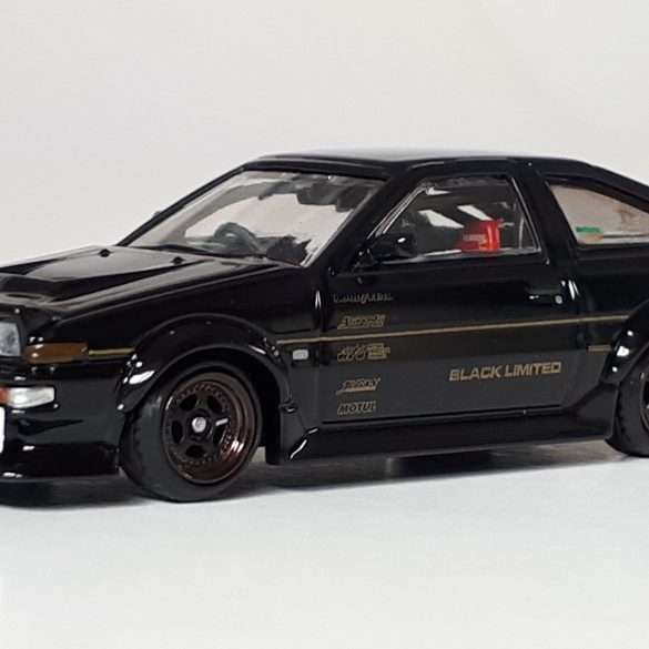 1;64 Inno64 Toyota Sprinter Trueno 1