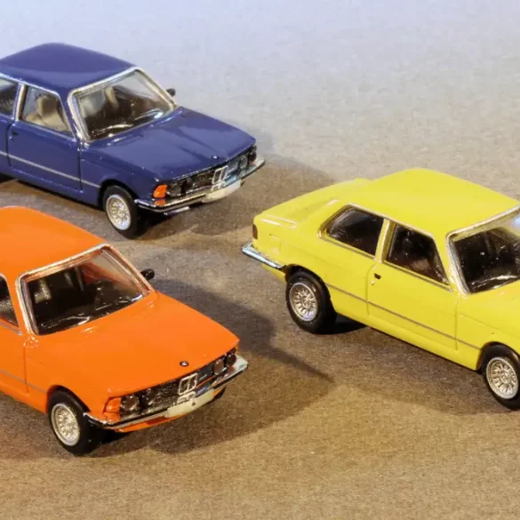 187 Brekina BMW 323i (E21)