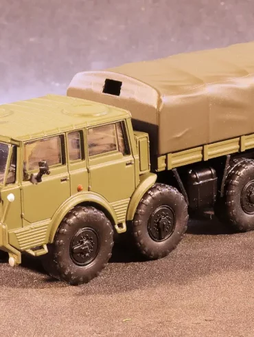 187 Brekina Tatra 813 Kolos