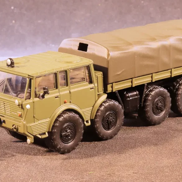 187 Brekina Tatra 813 Kolos