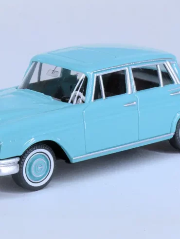 187 Wiking Mercedes Benz 220S Turkoois