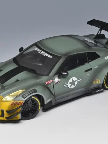 18solido Nissan GT R (R35) Liberty Walk body kit camouflge 2022 3