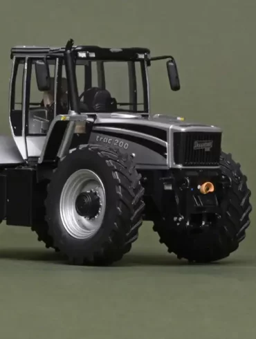 32Schuco ProR Doppstadt Trac 200 1