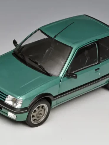 18solido Peugeot 205 GTI 1.9 Griffe 1992 3