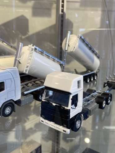 Tekno Scania 3 Topsleeper