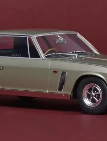 118 Cult Jensen Interceptor S1 (1966) licht