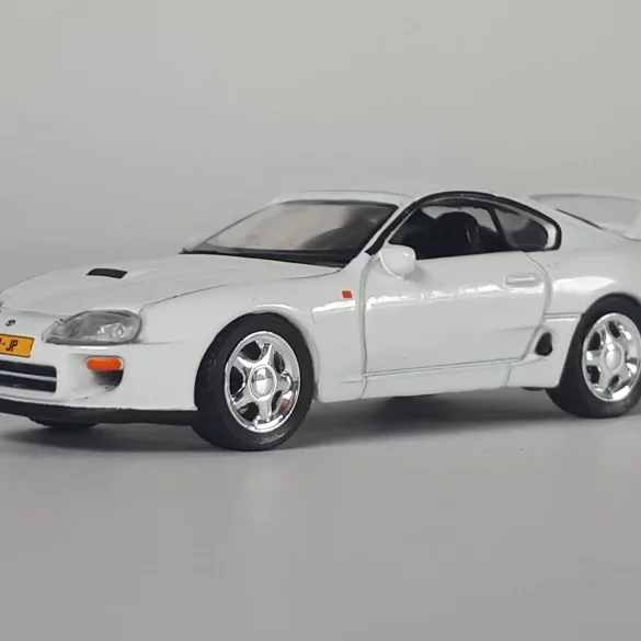 1;64 Auto World Toyota Supra 1
