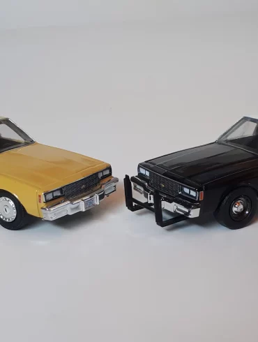1;64 GreenLight Chevrolet Impala 1