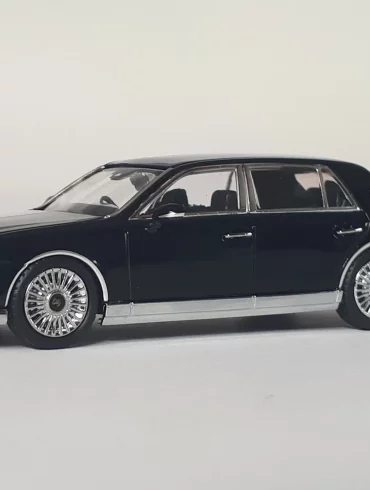 1;64 Hobby Japan Toyota Century 1