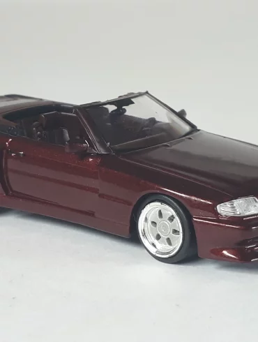 1;64 Tarmac Works Mercedes Benz SL 500 Koenig 4