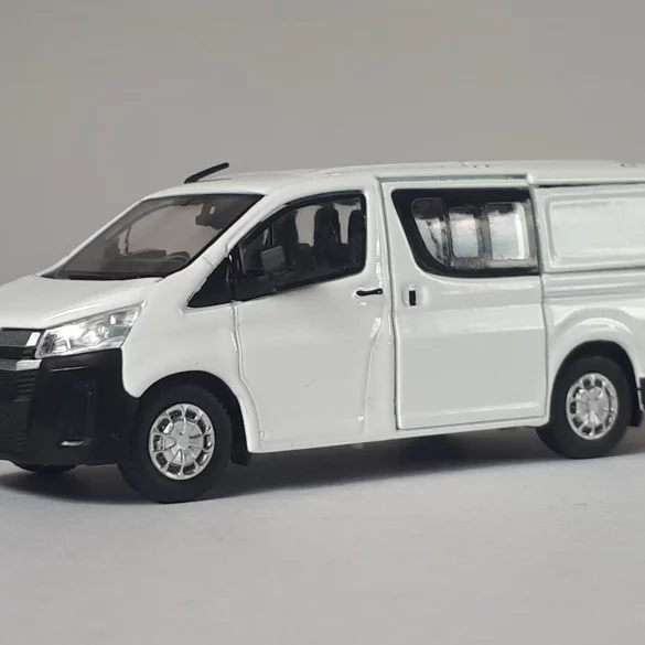 1;64 Tiny Toyota HiAce 1