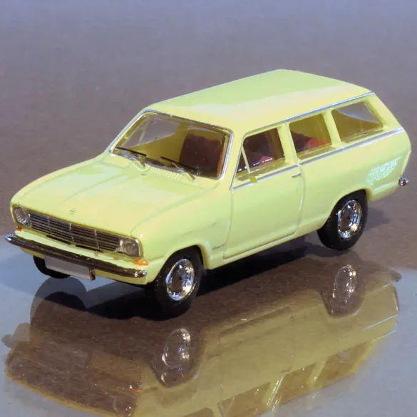 187 Brekina Opel Kadett B CaraVan