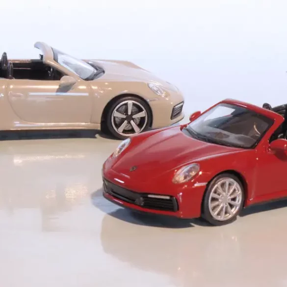 187 Minichamps Porsche 911 Carrera 4S Cabrio (2019)