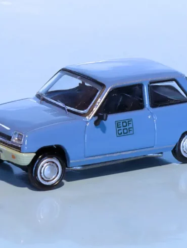 187 REE Asphalte Renault R5 TL EDF