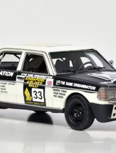 43matrix MB 280E W123 London Sidney marathon 1977 2. jpg