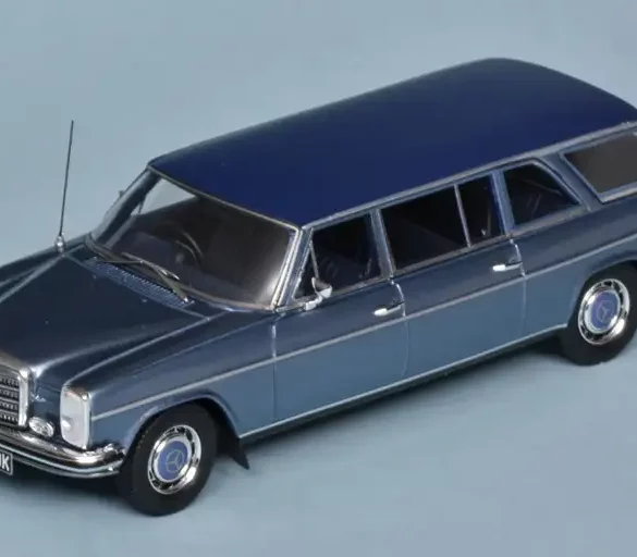 43matrix MB V114 LWB Crayford est 1971 2